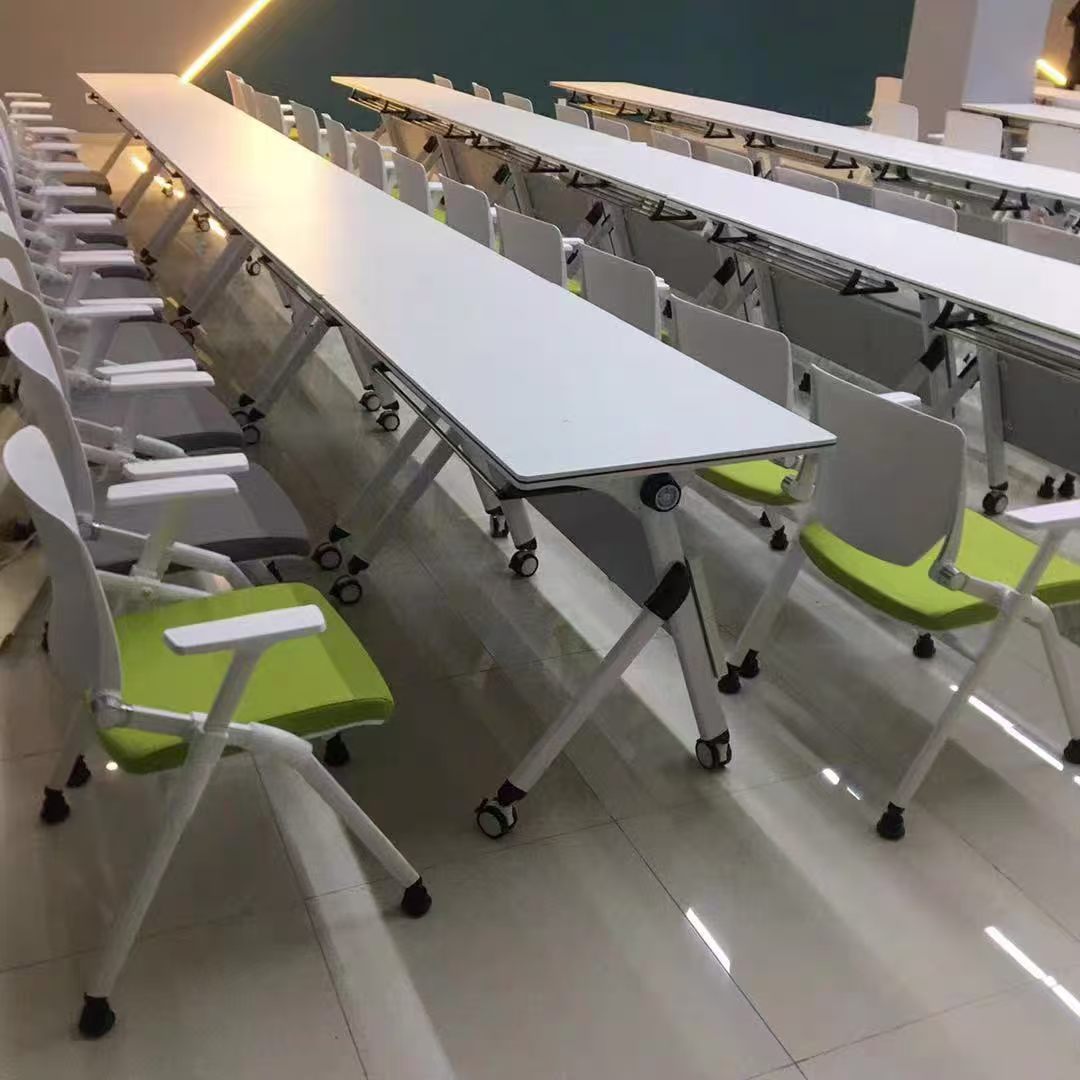 We are Offering the Trainng Desk and Traing Table to the Training Agency